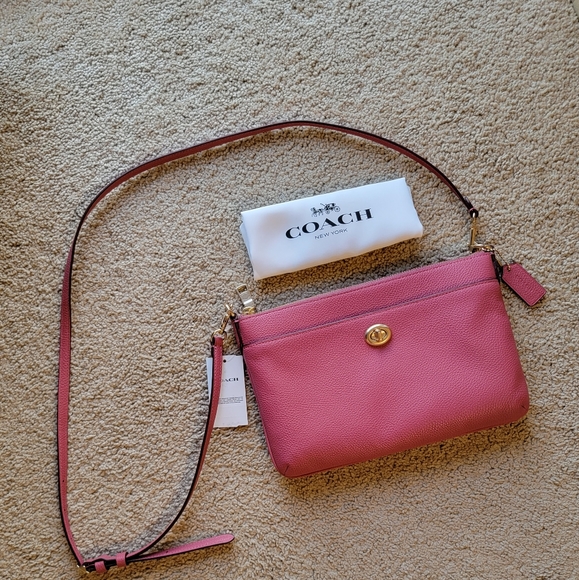 Coach Handbags - Coach Crossbody